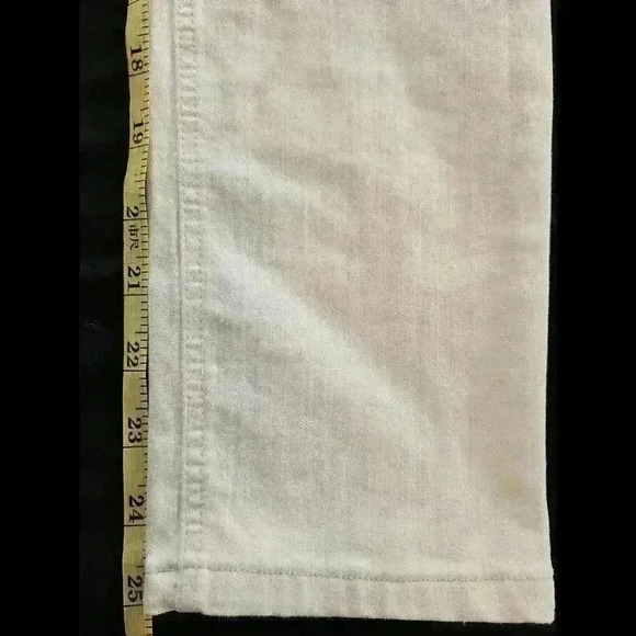 Chicos Cream Color Straight Leg Jeans .5 Tall - Picture 4 of 7